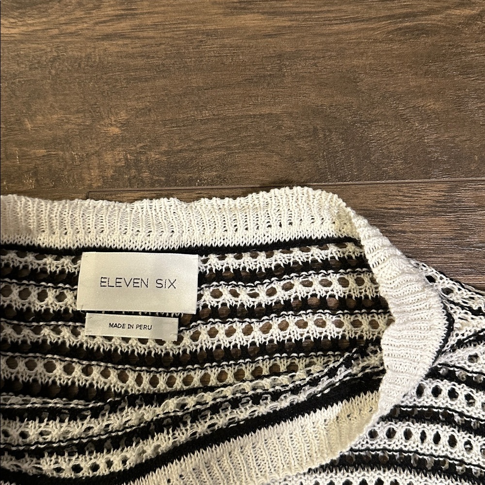 Eleven Six Sweater - Picture 5 of 6